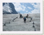 John (waving) & Carol - Athabasca Glacier * 2592 x 1944 * (1.66MB)